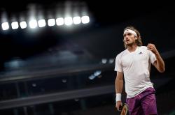 开云体育下载-包含美国网球队碾压法国网球队，西西帕斯打破历史纪录的词条2025