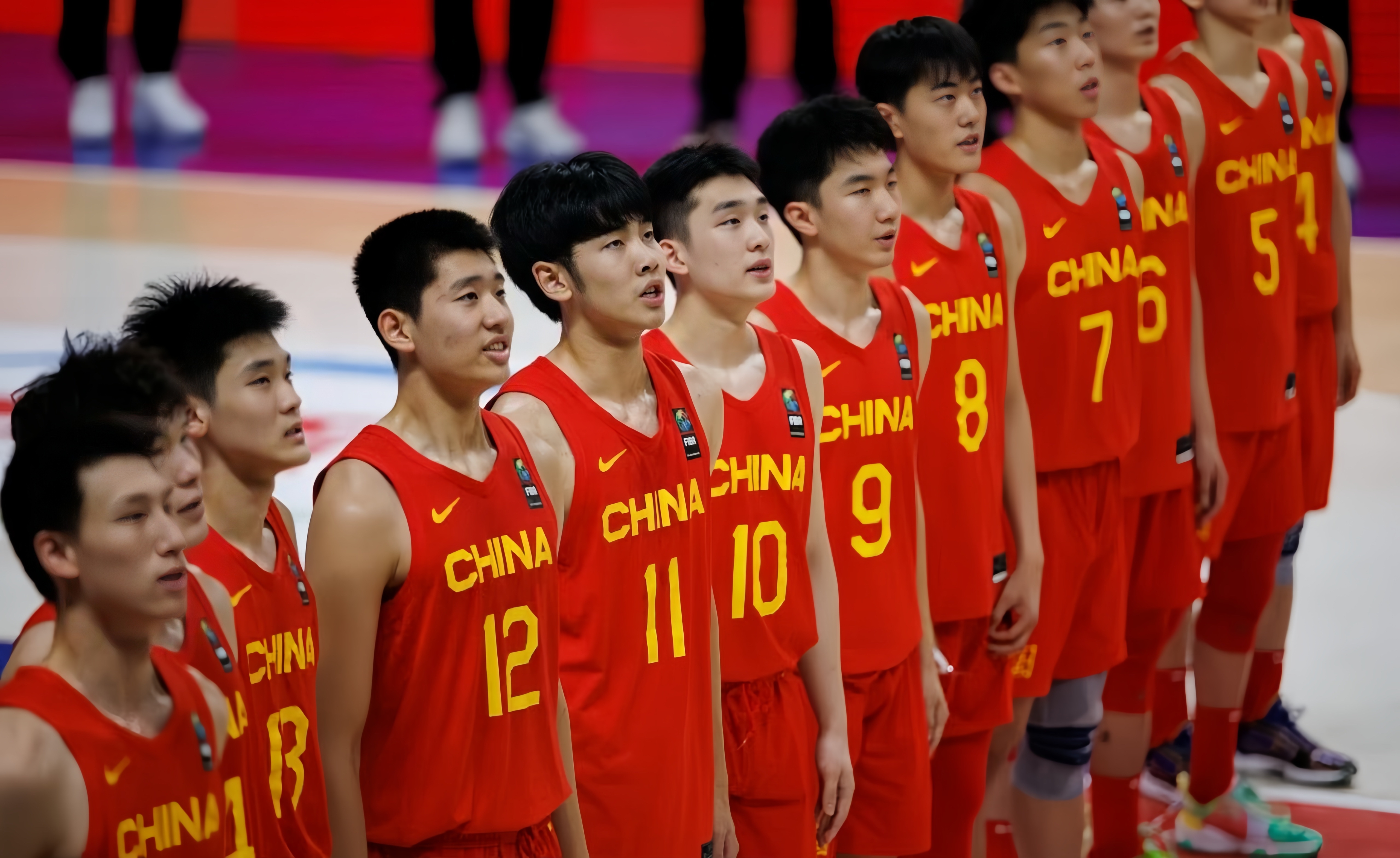 中国香港球队大胜对手，胜利晋级