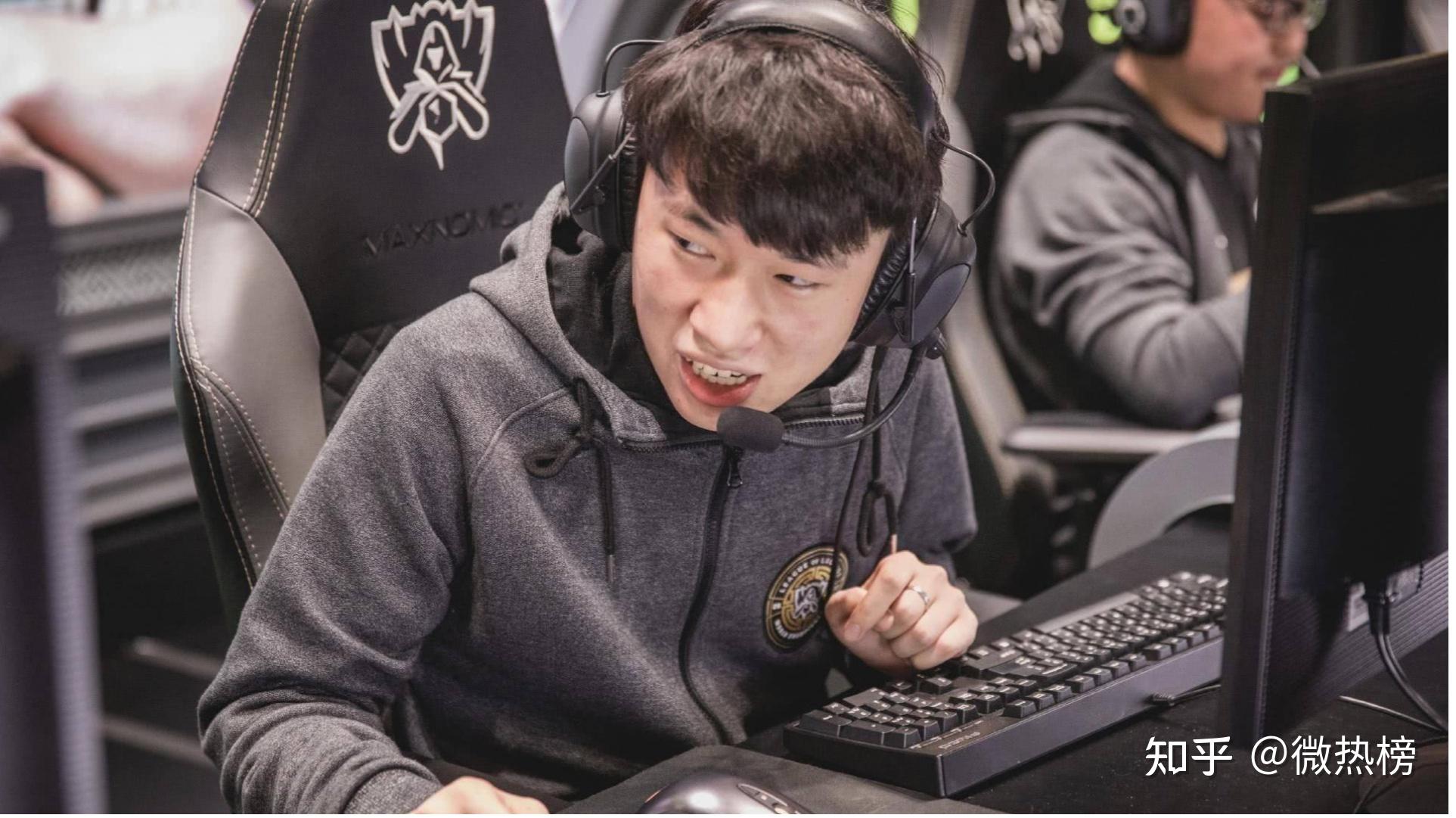 RNG鏖战IG,Uzi拿下关键大龙激烈交锋成都决赛之夜,技惊四座的简单介绍 RNG鏖战IG,Uzi拿下关键大龙激烈交锋成都决赛之夜,技惊四座的简单介绍