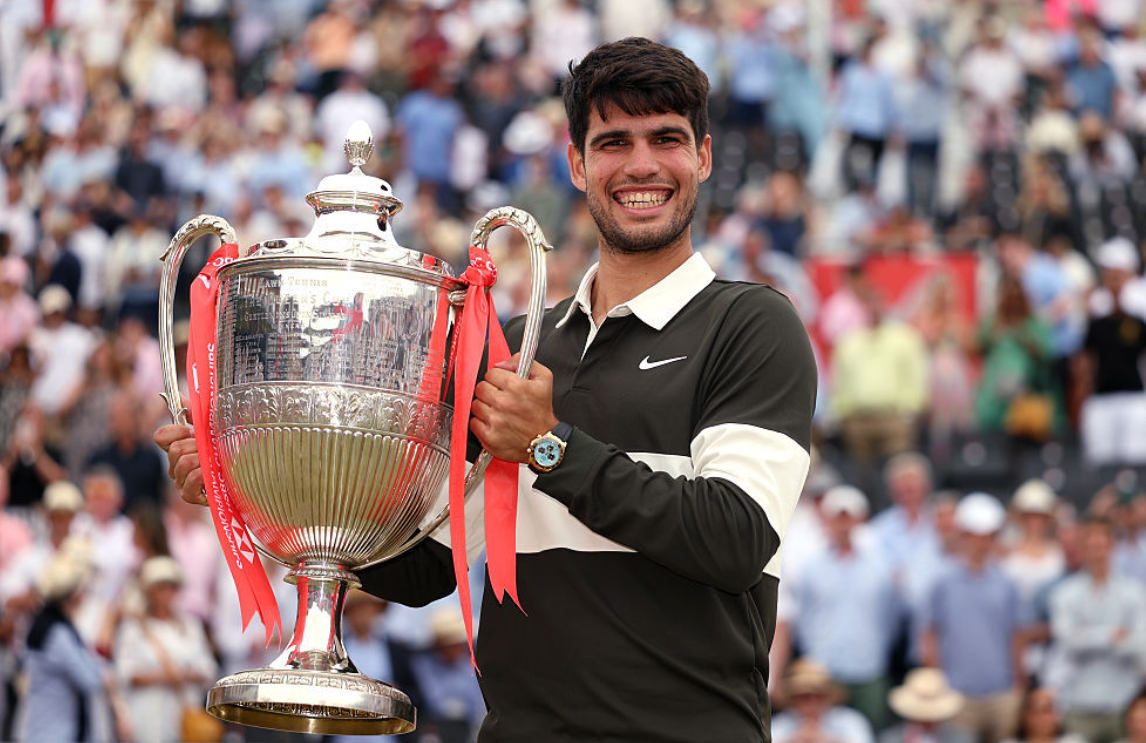 包含美国网球队血洗意大利网球队，阿尔卡拉斯惊艳世界的词条