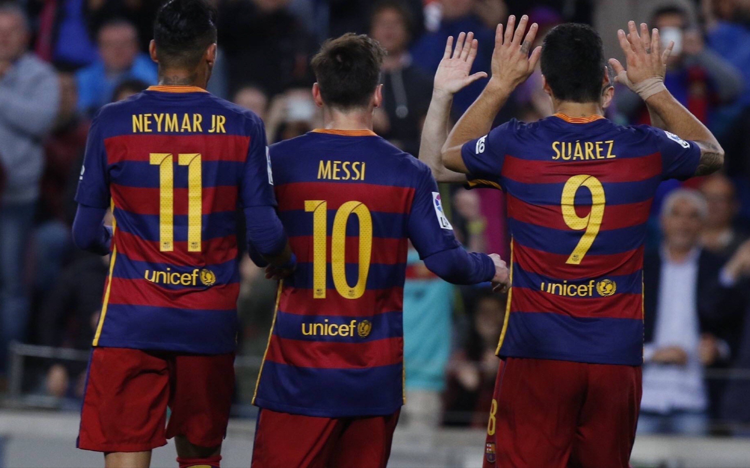 比利时险胜巴萨,萨拉赫关键制胜 比利时险胜巴萨,萨拉赫关键制胜