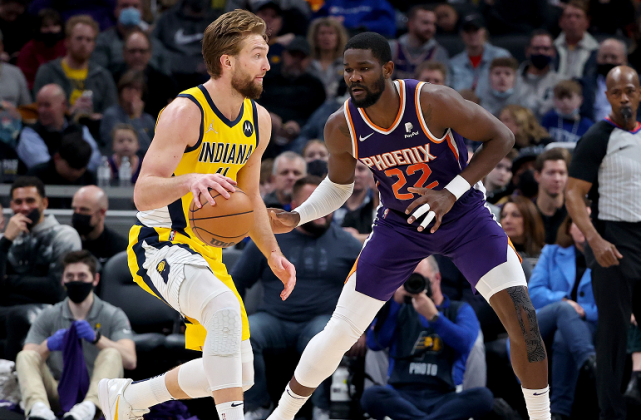 关于福建队逆转步行者，布克点燃赛场的信息