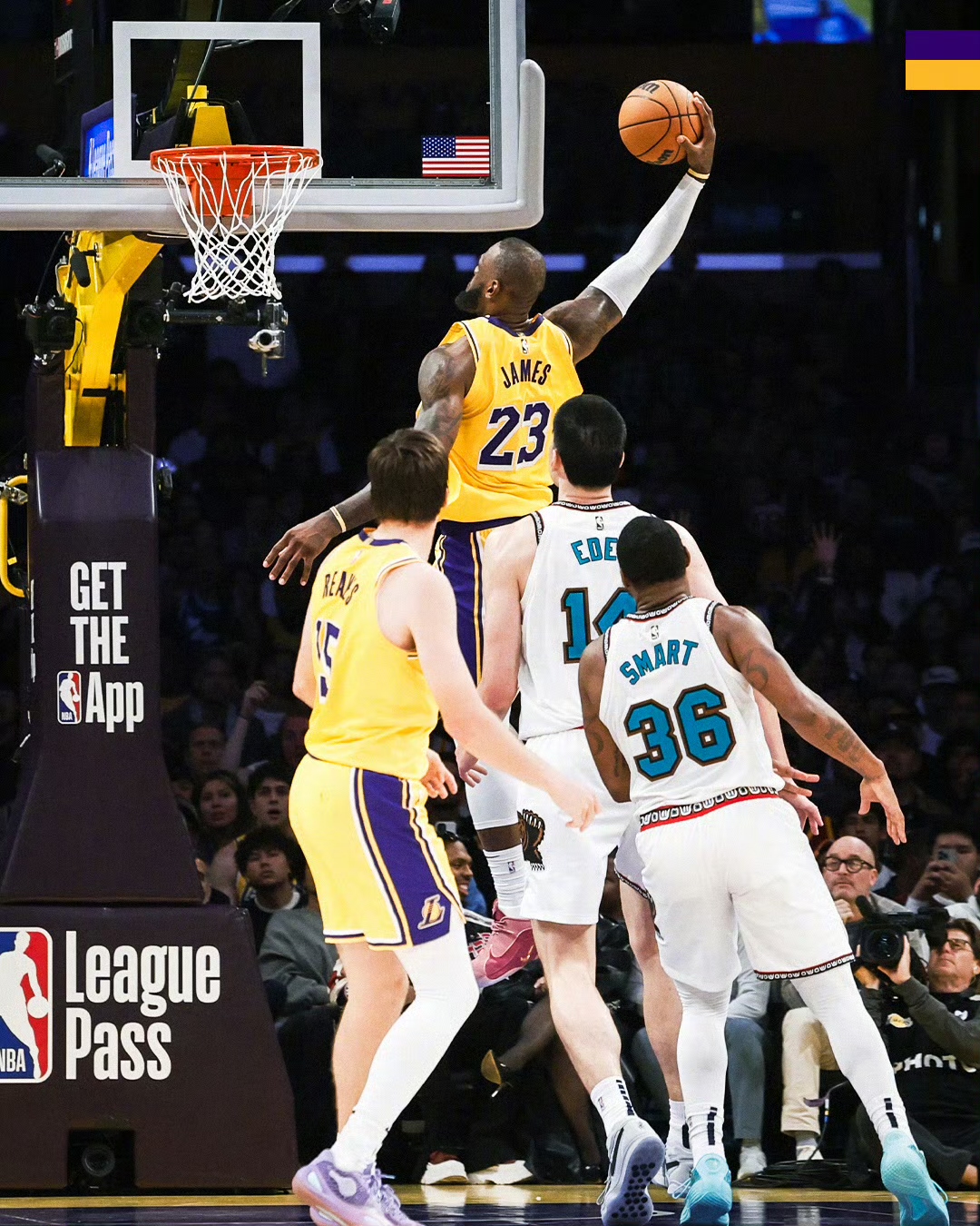 魔术横扫湖人，浓眉哥点燃赛场